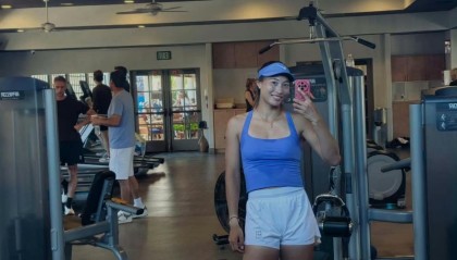 必一运动-郑钦文晒照新教练技改，外媒称其剑指法网阳光双赛成绩是合作关键