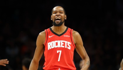 湖人被雷霆打花后，火箭用24小时追平战绩