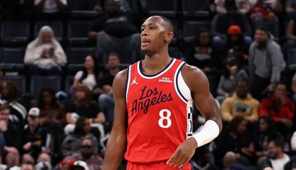 必一足球官网-邓恩：伦纳德每天都以身作则 得不到裁判的哨子他也很少抱怨|洛杉矶快船队|nba|球队|快船|加兰_新浪体育_新浪新闻