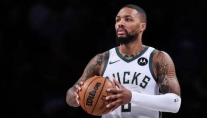 必一足球官网-【观察】交易利拉德战略失败！字母雄鹿生涯倒计时？