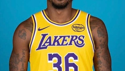 必一体育app官方-NBA罚单：斯马特质疑裁判公正性罚3.5万 肯纳德不当言论罚2.5万